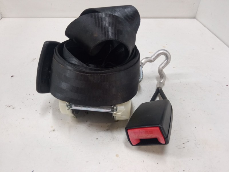 Recambio de cinturon seguridad trasero central para skoda fabia ii (542) 1.2 12v referencia OEM IAM   