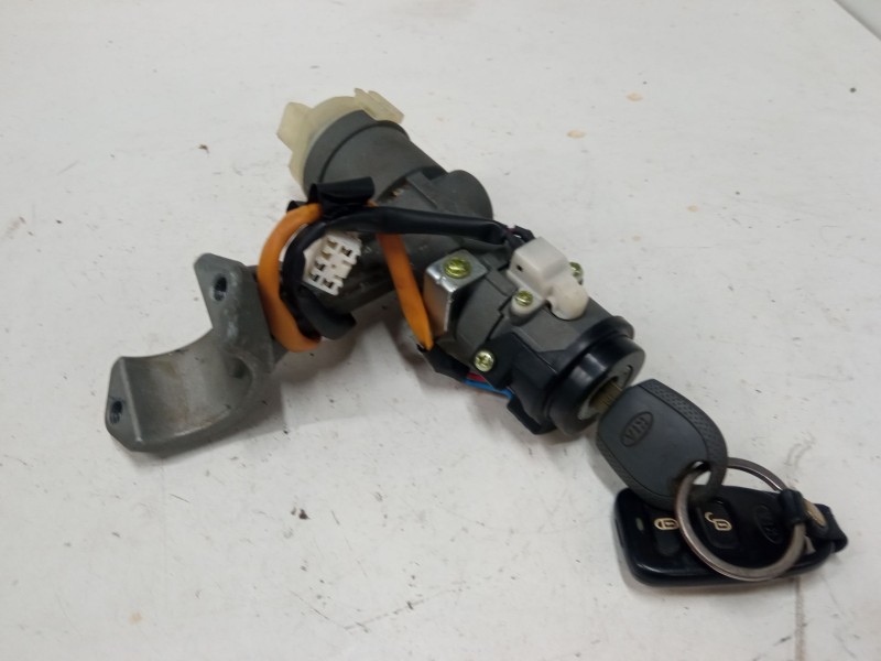 Recambio de clausor para kia sportage ii (je_, km_) 2.0 i 16v referencia OEM IAM   