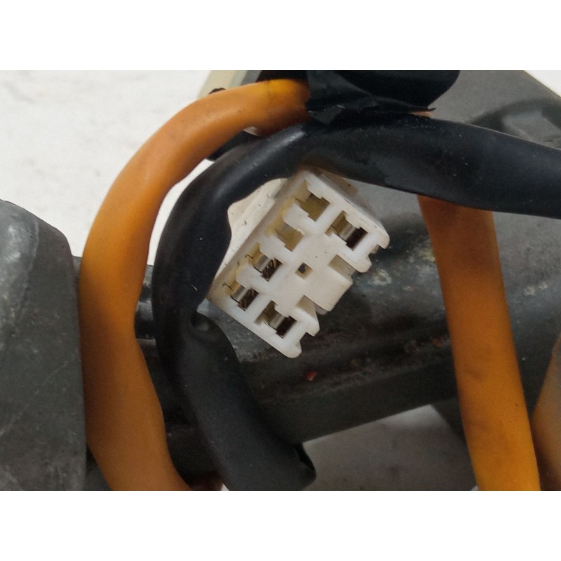 Recambio de clausor para kia sportage ii (je_, km_) 2.0 i 16v referencia OEM IAM   