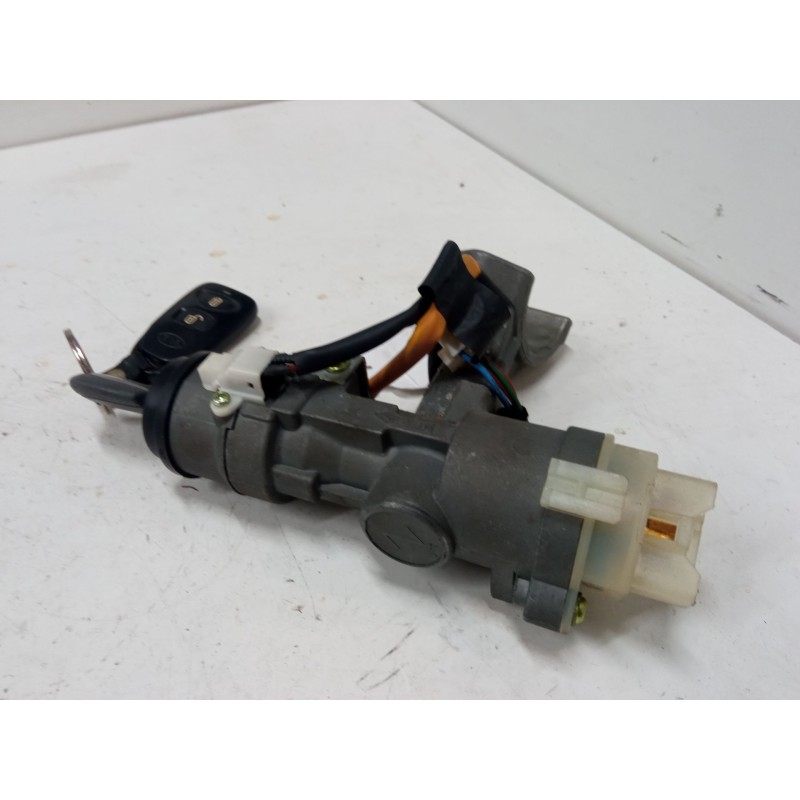 Recambio de clausor para kia sportage ii (je_, km_) 2.0 i 16v referencia OEM IAM   
