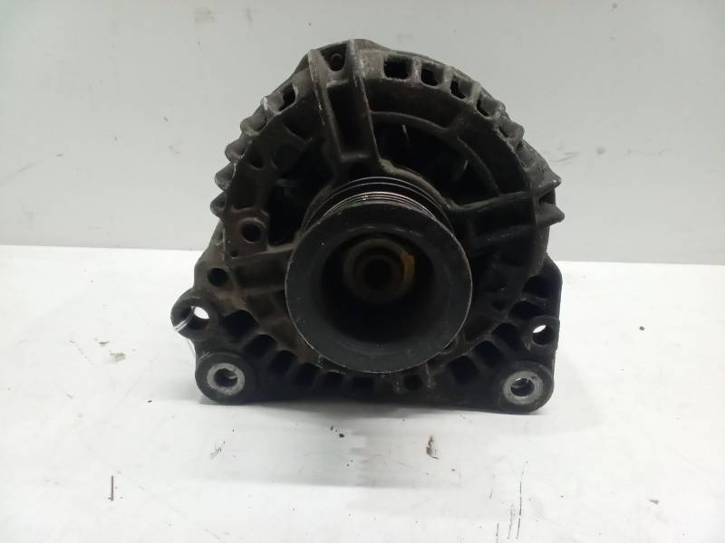 ALTERNADOR 037903025L 0124315005