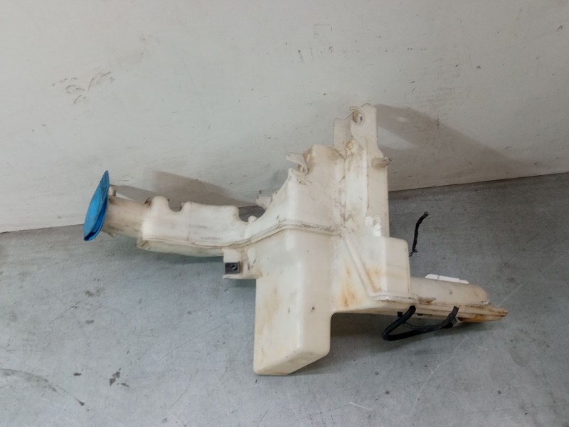 Recambio de deposito limpiaparabrisas para volkswagen passat b6 (3c2) 2.0 tdi 16v referencia OEM IAM   