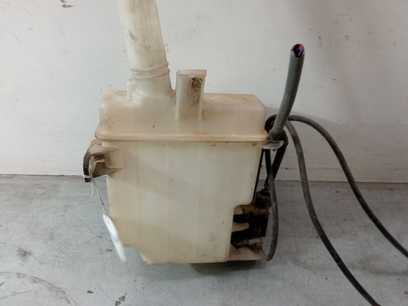 Recambio de deposito limpiaparabrisas para kia carnival / grand carnival iii (vq) 2.9 crdi referencia OEM IAM   