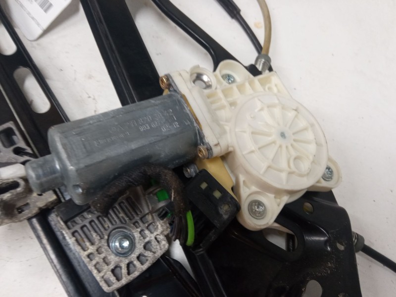 Recambio de elevalunas electrico delantero derecho para mercedes-benz clase e (w211) e 270 cdi (211.016) referencia OEM IAM   