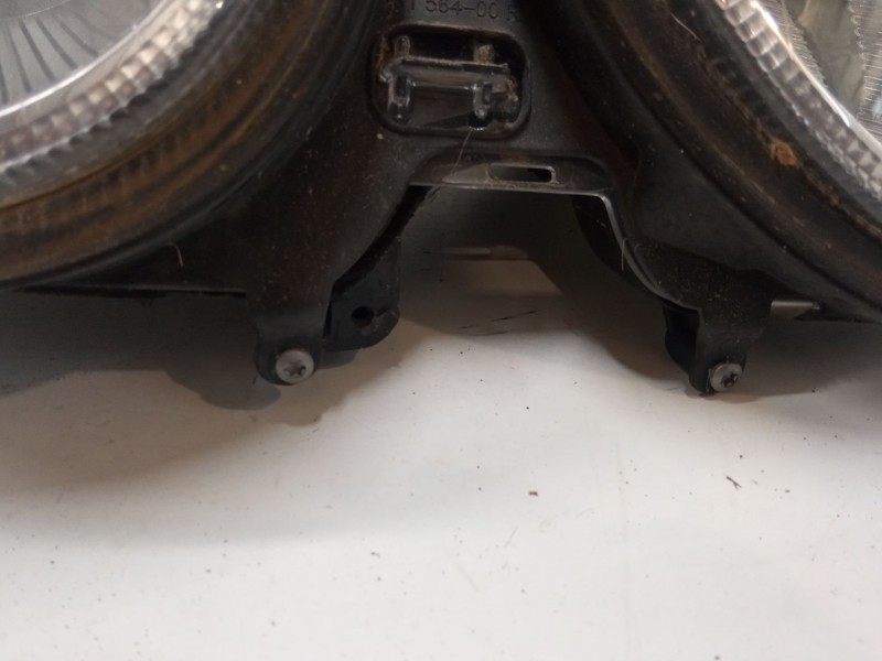 Recambio de faro derecho para mercedes-benz clase e (w211) e 270 cdi (211.016) referencia OEM IAM   