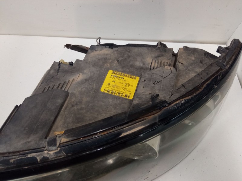 Recambio de faro izquierdo para volvo s40 ii (544) 1.8 referencia OEM IAM 31213179lh  