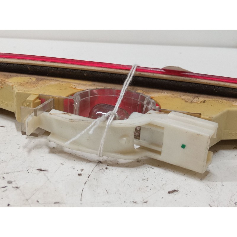 Recambio de luz central de freno para ford fiesta v (jh_, jd_) 1.4 tdci referencia OEM IAM   