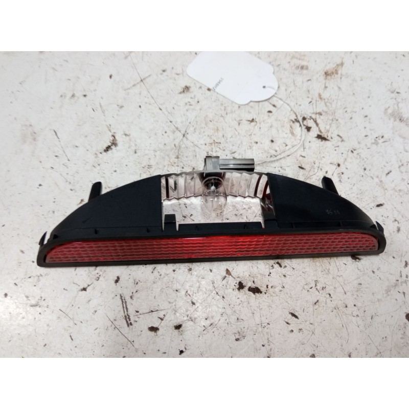 Recambio de luz central de freno para dacia sandero ii (b8_) 1.5 dci 75 / blue dci 75 (b8jw, b8m4, b8ah, b8m7, b8m6) referencia 