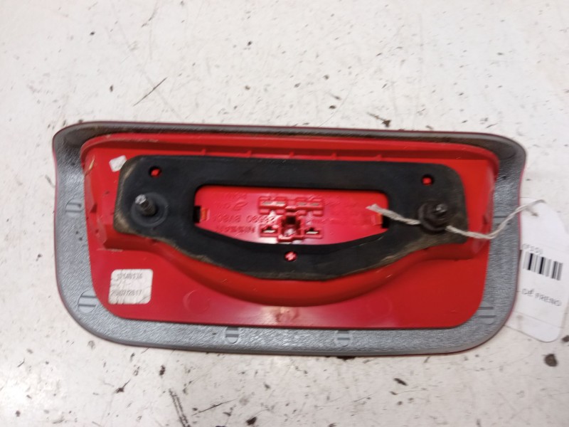Recambio de luz central de freno para nissan juke (f15) 1.6 referencia OEM IAM   