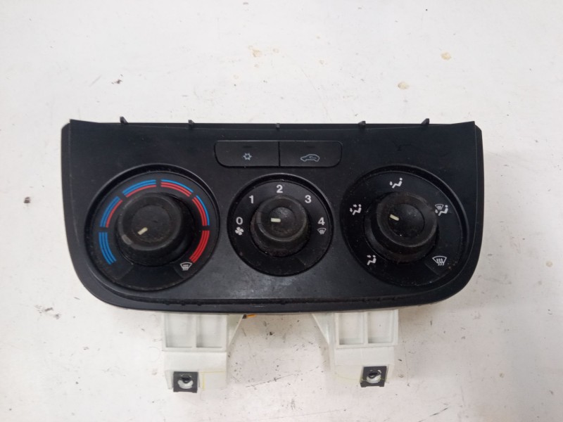 Recambio de mando calefaccion / a/a para fiat doblo caja/chasis (263_) 1.3 d multijet referencia OEM IAM 22584PFSPS  