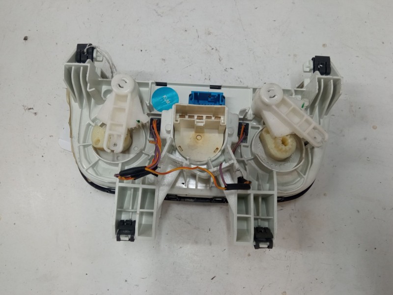 Recambio de mando calefaccion / a/a para fiat doblo caja/chasis (263_) 1.3 d multijet referencia OEM IAM 22584PFSPS  