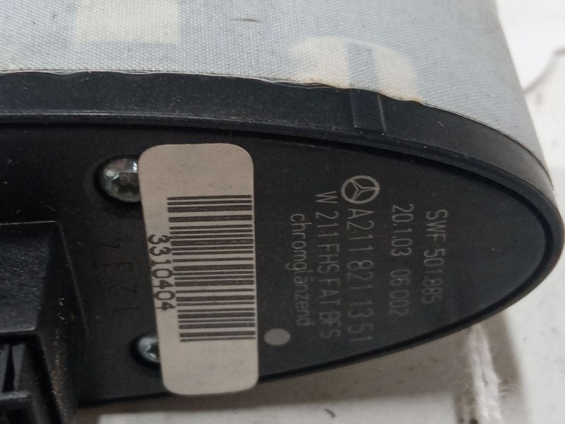 Recambio de mando elevalunas delantero derecho para mercedes-benz clase e (w211) e 270 cdi (211.016) referencia OEM IAM 21182113
