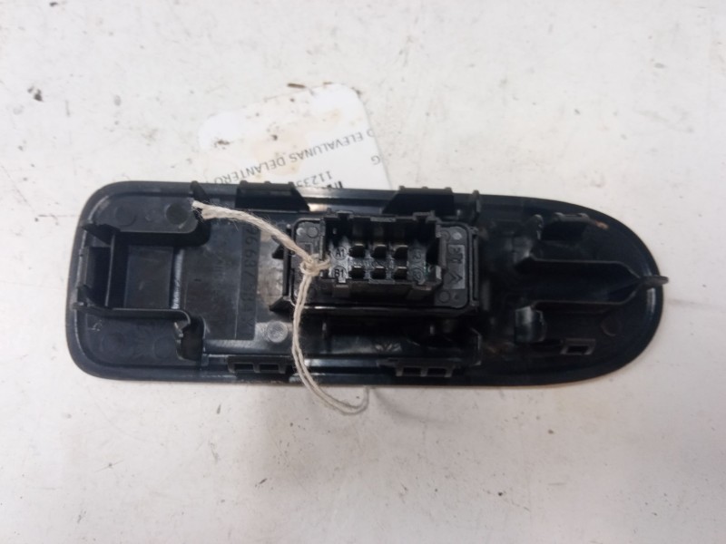 Recambio de mando elevalunas delantero derecho para citroën c3 ii (sc_) 1.2 vti 82 referencia OEM IAM   