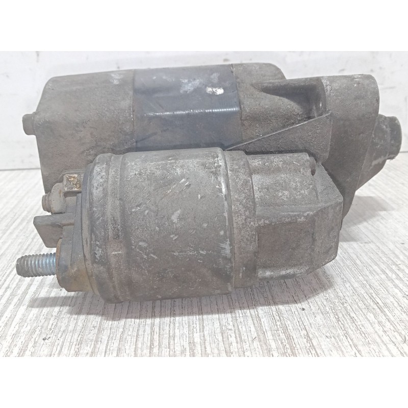 Recambio de motor arranque para renault clio iii (br0/1, cr0/1) 1.2 16v (br02, br0j, br11, cr02, cr0j, cr11) referencia OEM IAM 