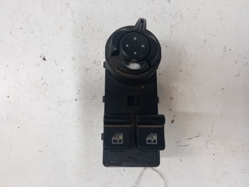Recambio de mando elevalunas delantero izquierdo para alfa romeo mito (955_) 1.4 tjet (955axa1b) referencia OEM IAM   