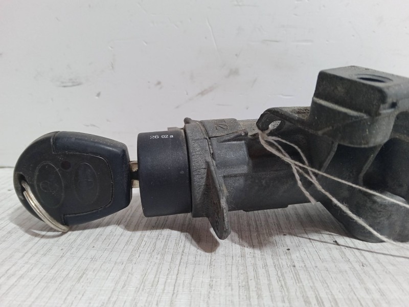 Recambio de clausor para seat leon (1m1) 1.6 16 v referencia OEM IAM 4BO905851C  