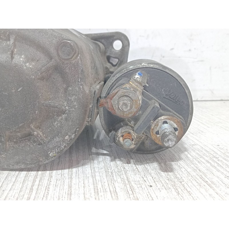 Recambio de motor arranque para renault clio iii (br0/1, cr0/1) 1.2 16v (br02, br0j, br11, cr02, cr0j, cr11) referencia OEM IAM 