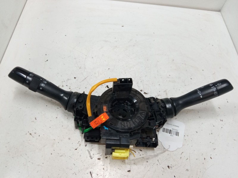 Recambio de mando luces para peugeot 108 1.2 referencia OEM IAM 892450D030  