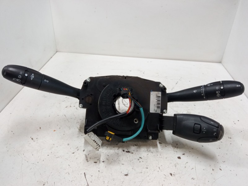 Recambio de mando luces para peugeot 207/207+ (wa_, wc_) 1.4 16v referencia OEM IAM 96661305XT  