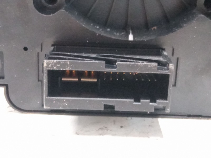 Recambio de mando luces para opel corsa d (s07) 1.3 cdti (l08, l68) referencia OEM IAM 13142283  