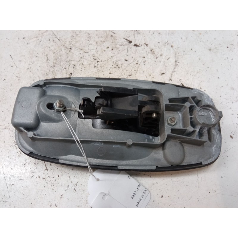 Recambio de maneta exterior puerta corredera derecha para nissan primastar furgoneta (x83) 1.9 dci 100 referencia OEM IAM   