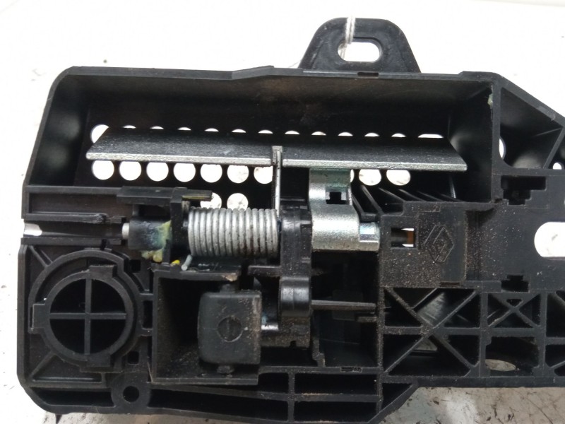 Recambio de maneta exterior puerta delantera derecha para renault clio iv (bh_) 1.2 16v referencia OEM IAM   