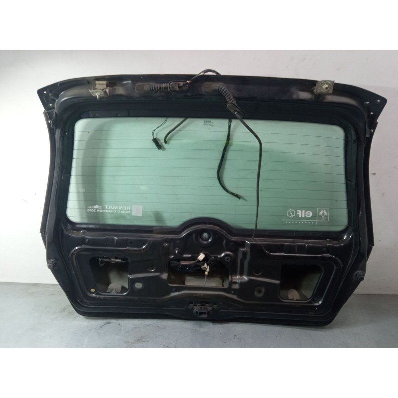 Recambio de porton trasero para renault clio ii (bb_, cb_) 1.5 dci (b/c2j) referencia OEM IAM   