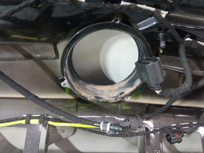 Recambio de porton trasero para volkswagen golf v (1k1) 1.4 16v referencia OEM IAM   