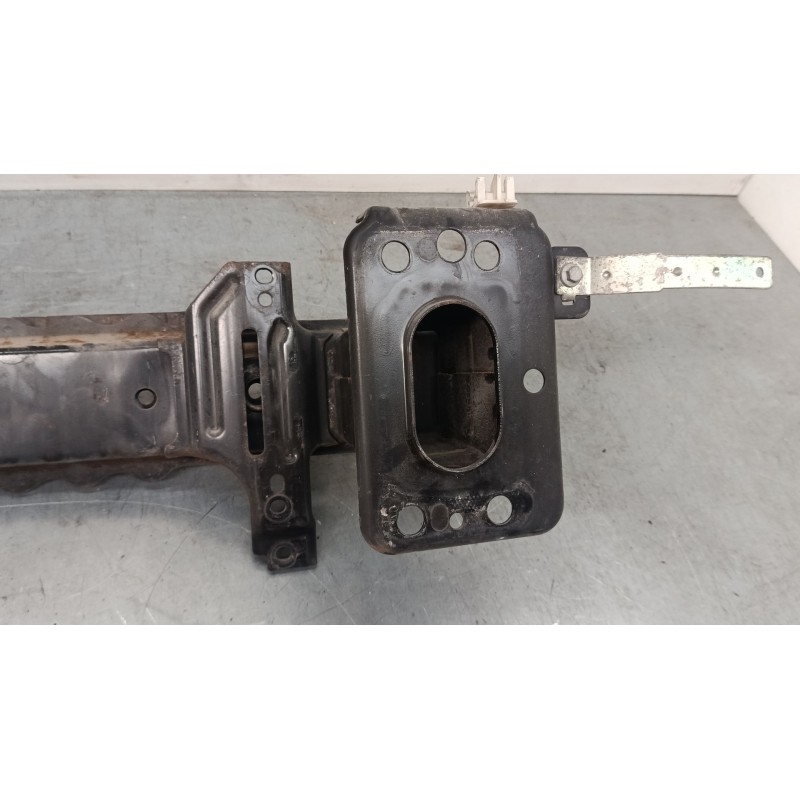 Recambio de refuerzo paragolpes delantero para ford fiesta vi (cb1, ccn) 1.4 tdci referencia OEM IAM 8V5117K876BJ  