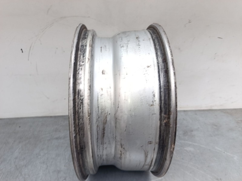Recambio de llanta aluminio 18´´ para bmw 7 (e65, e66, e67) 730 d referencia OEM IAM 6753239 e8jx 18h2 is 24 