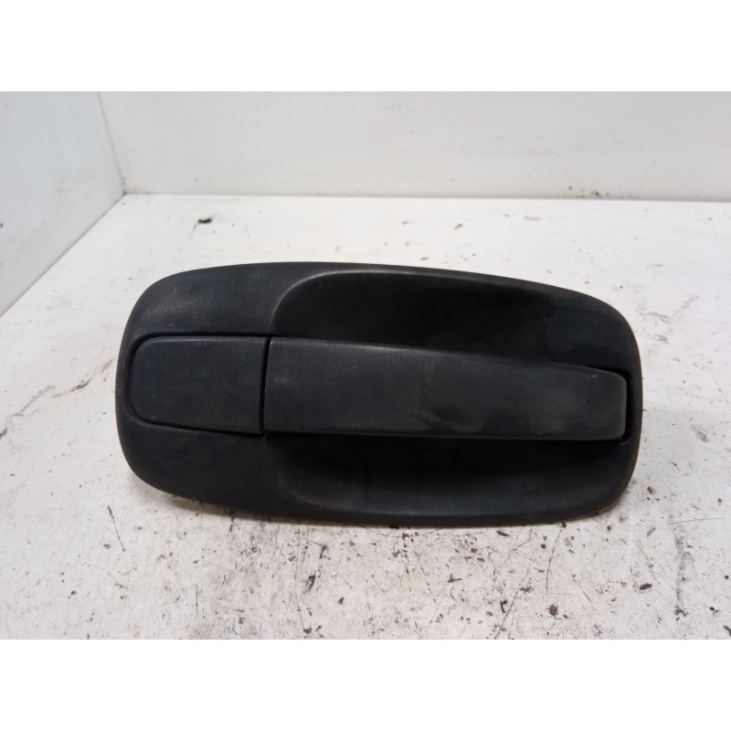 Recambio de maneta exterior puerta delantera derecha para nissan primastar furgoneta (x83) 1.9 dci 100 referencia OEM IAM   