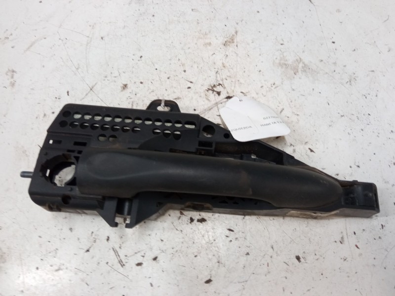Recambio de maneta exterior puerta delantera izquierda para renault clio iv (bh_) 1.2 16v referencia OEM IAM   