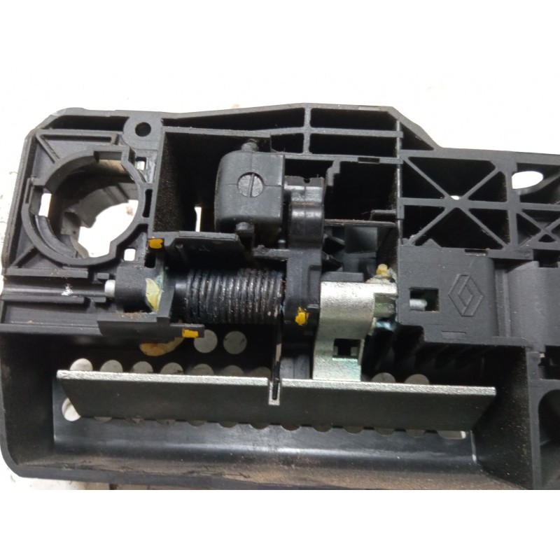 Recambio de maneta exterior puerta delantera izquierda para renault clio iv (bh_) 1.2 16v referencia OEM IAM   
