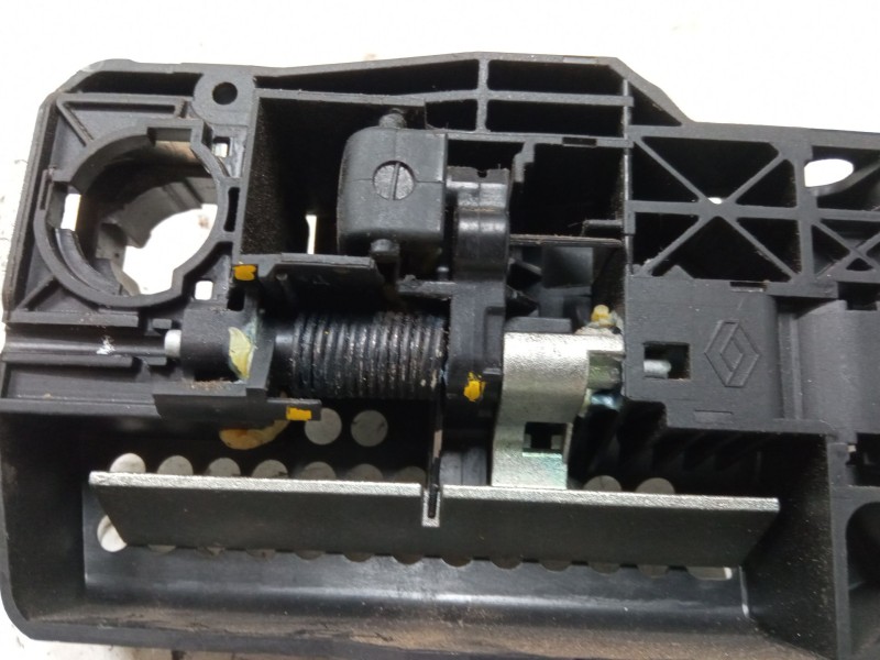 Recambio de maneta exterior puerta delantera izquierda para renault clio iv (bh_) 1.2 16v referencia OEM IAM   