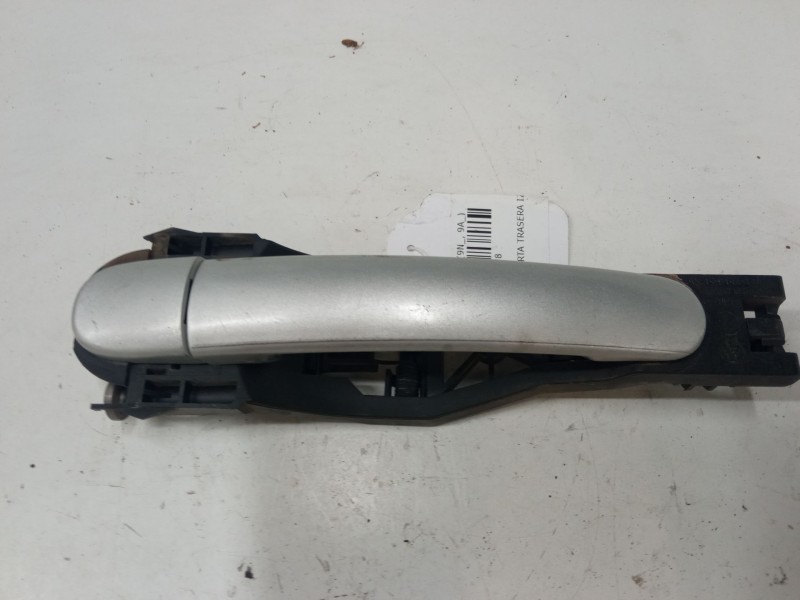 Recambio de maneta exterior puerta trasera izquierda para volkswagen polo iv (9n_, 9a_) 1.4 tdi referencia OEM IAM   