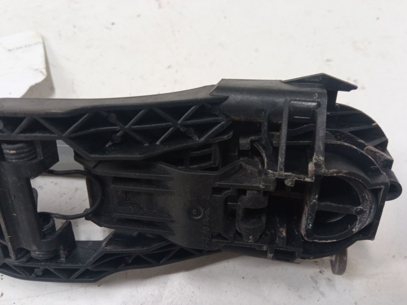 Recambio de maneta exterior puerta trasera izquierda para volkswagen polo iv (9n_, 9a_) 1.4 tdi referencia OEM IAM   