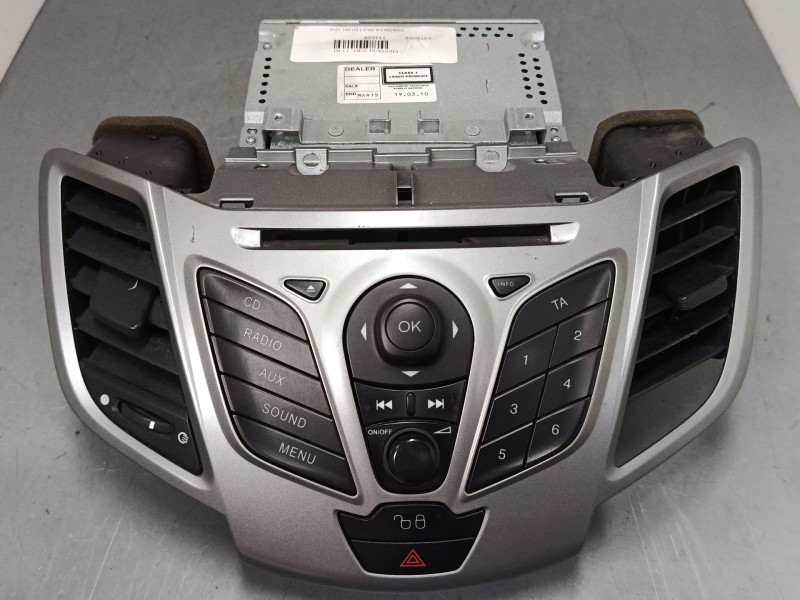 Recambio de radio cd para ford fiesta vi (cb1, ccn) 1.4 tdci referencia OEM IAM 8A6T18C815BR  