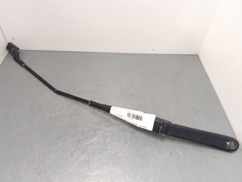 Recambio de brazo limpia delantero derecho para ford fiesta vi (cb1, ccn) 1.4 tdci referencia OEM IAM 8A6117526BB  