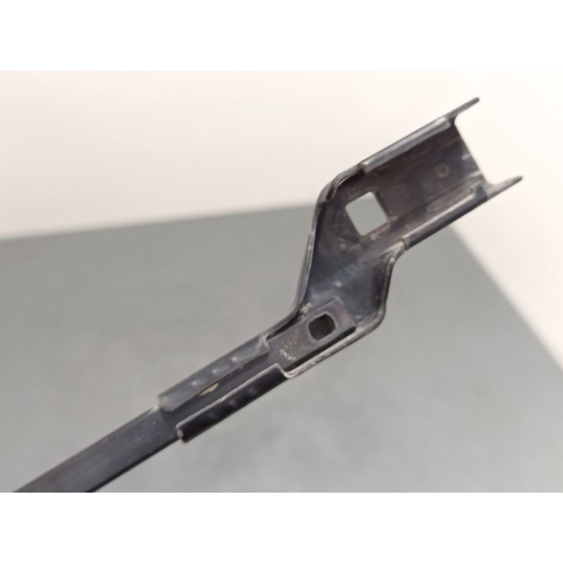 Recambio de brazo limpia delantero derecho para ford fiesta vi (cb1, ccn) 1.4 tdci referencia OEM IAM 8A6117526BB  