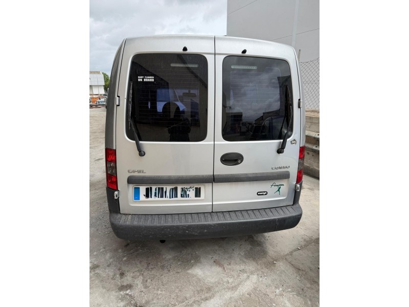 opel combo tour del año 2003