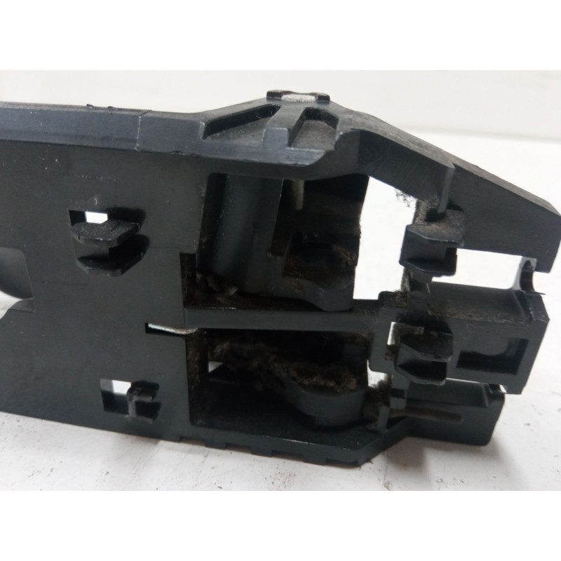 Recambio de maneta interior puerta delantera izquierda para kia sportage ii (je_, km_) 2.0 i 16v referencia OEM IAM   