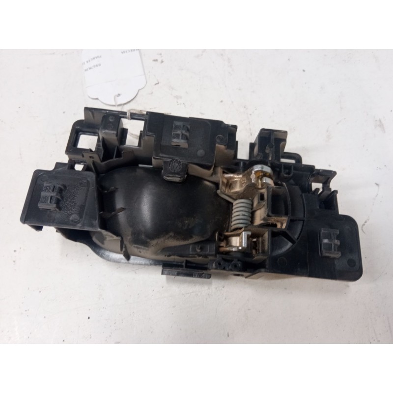 Recambio de maneta interior puerta trasera derecha para citroën c3 iii (sx) 1.6 bluehdi 75 referencia OEM IAM   