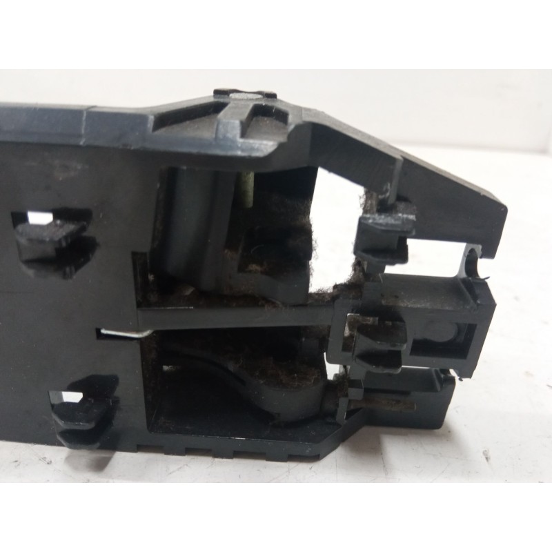 Recambio de maneta interior puerta trasera izquierda para kia sportage ii (je_, km_) 2.0 i 16v referencia OEM IAM   