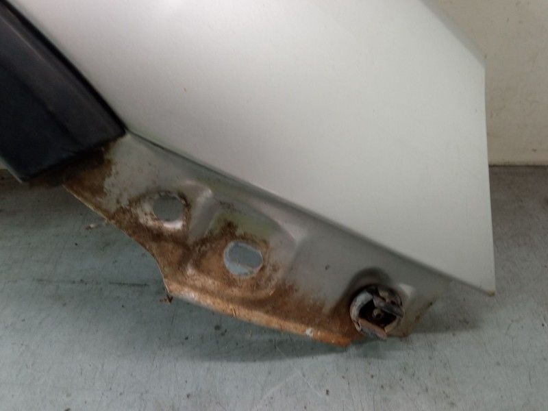 Recambio de aleta delantera derecha para opel combo tour 1.3 cdti 16v referencia OEM IAM   