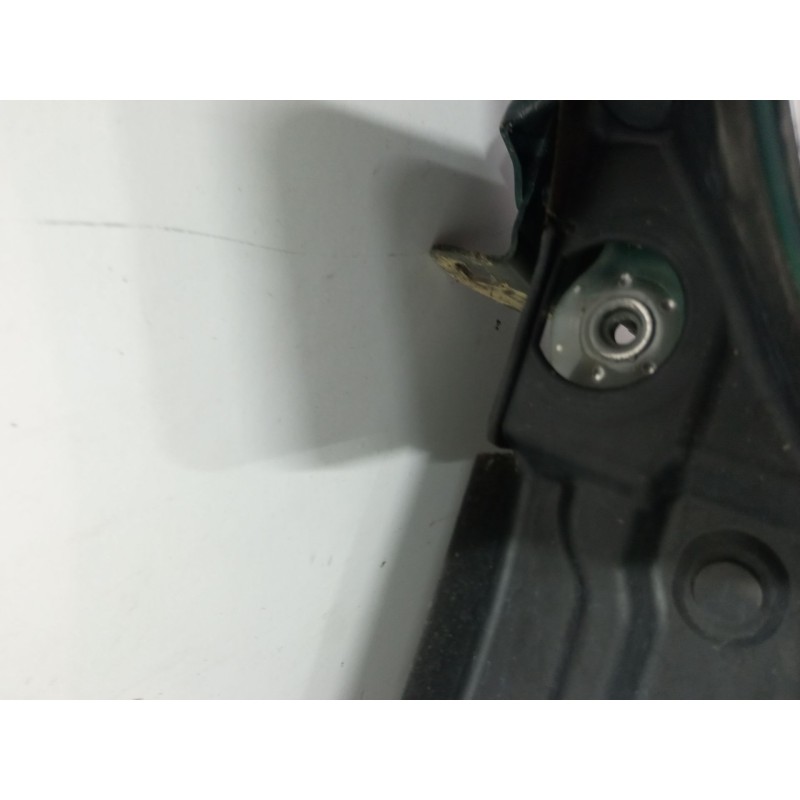 Recambio de aleta delantera derecha para mercedes-benz clase e (w211) e 270 cdi (211.016) referencia OEM IAM   