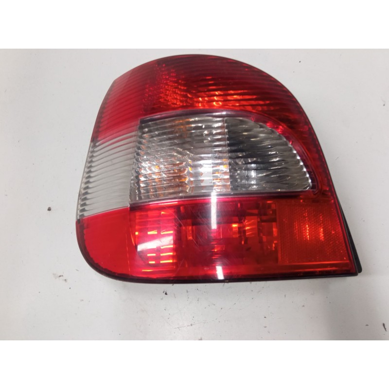 Recambio de piloto trasero izquierdo para renault megane scénic (ja0/1_) 1.9 dti (ja0n) referencia OEM IAM 7700428054  