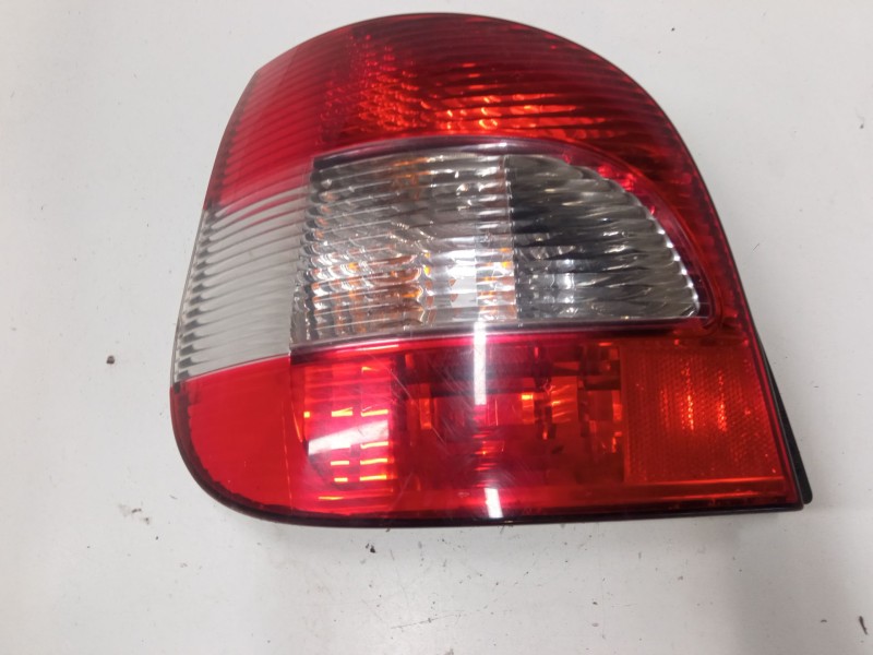 Recambio de piloto trasero izquierdo para renault megane scénic (ja0/1_) 1.9 dti (ja0n) referencia OEM IAM 7700428054  