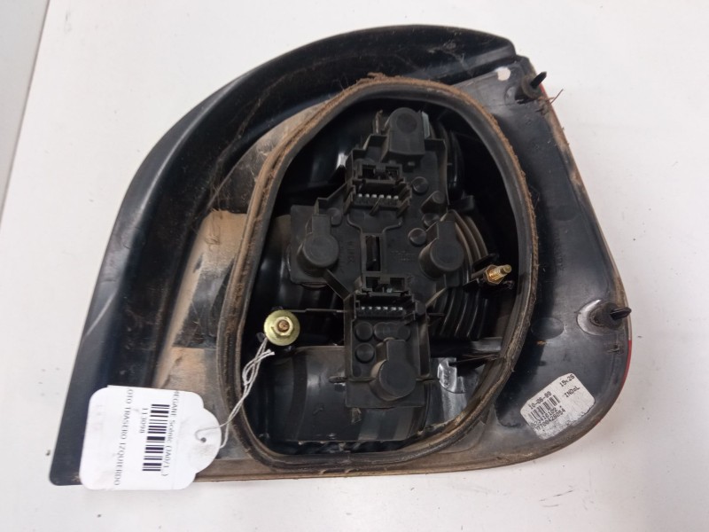 Recambio de piloto trasero izquierdo para renault megane scénic (ja0/1_) 1.9 dti (ja0n) referencia OEM IAM 7700428054  