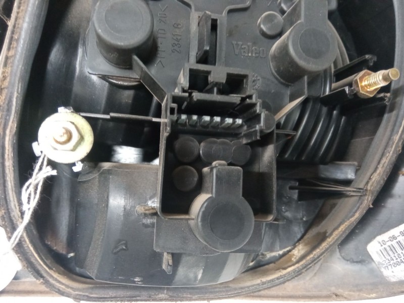 Recambio de piloto trasero izquierdo para renault megane scénic (ja0/1_) 1.9 dti (ja0n) referencia OEM IAM 7700428054  