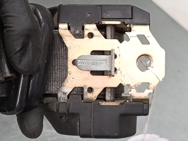 Recambio de cinturon seguridad delantero derecho para iveco daily iii furgoneta 35 s 11 v,35 c 11 v referencia OEM IAM   